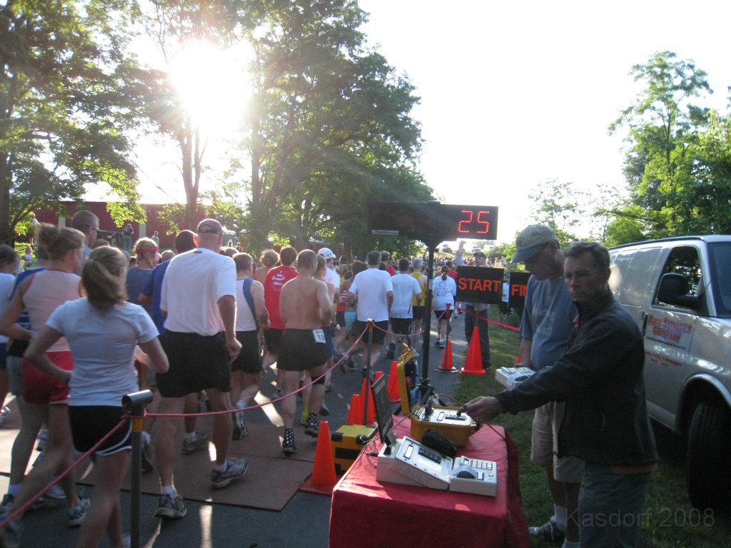 Run Thru Hell 2008 156.jpg - 25 seconds into the race and just got across the start line. Since it is a "chip timed" race when you cross the starting line is not all that important. Technology is great.